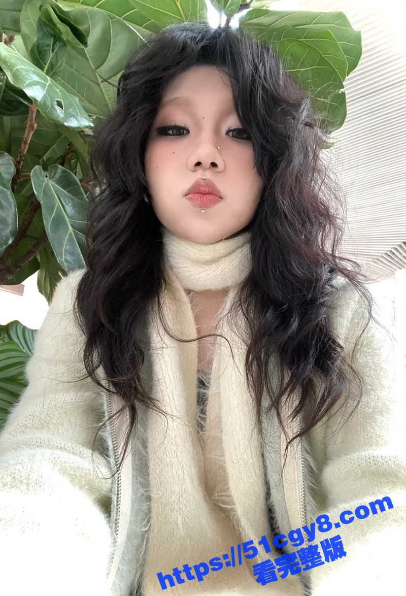 巨乳大学生自慰视频流出 肥硕肉臀诱人无比 假屌自慰狠插到底 娇嫩玉穴汁水横流