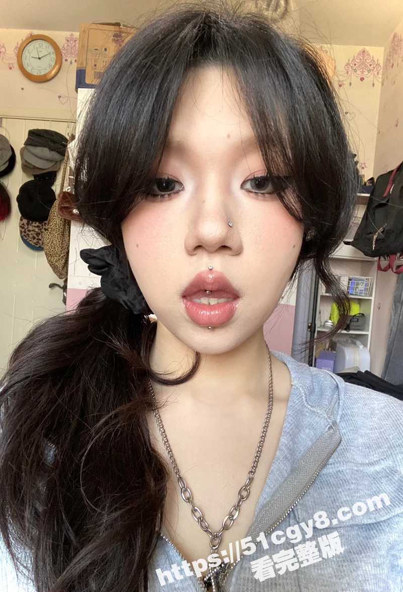 精神小妹自慰  (4)