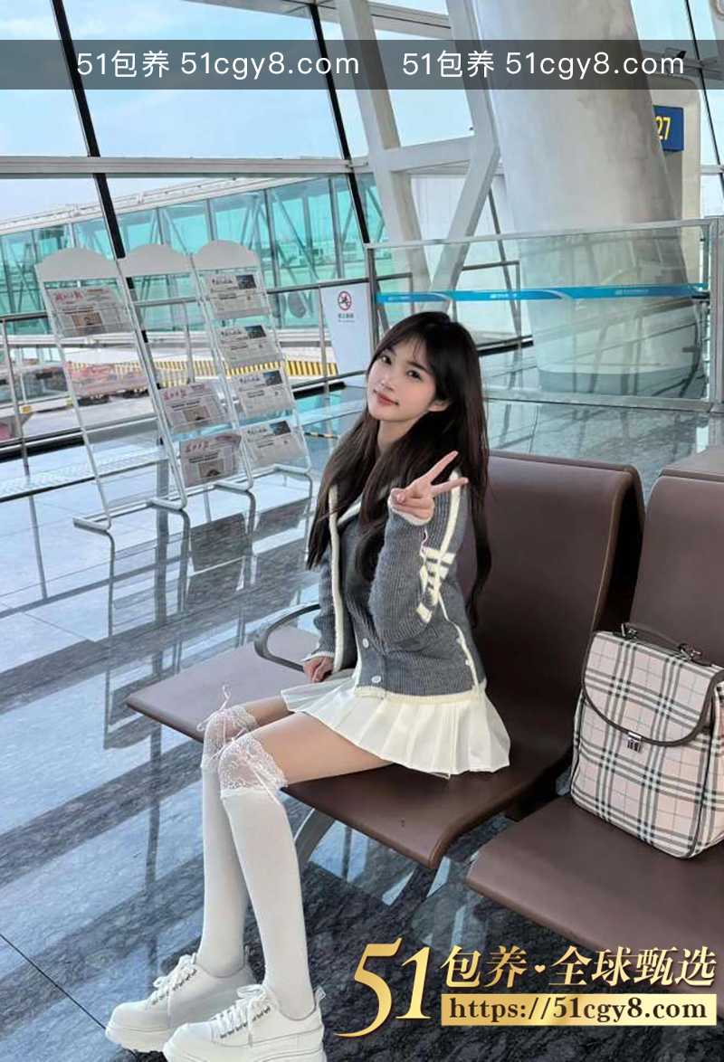 51包养 高端外围 | WHZ032802 杭州甜美学生妹 纯天然无整容 质量保真 假一赔十
