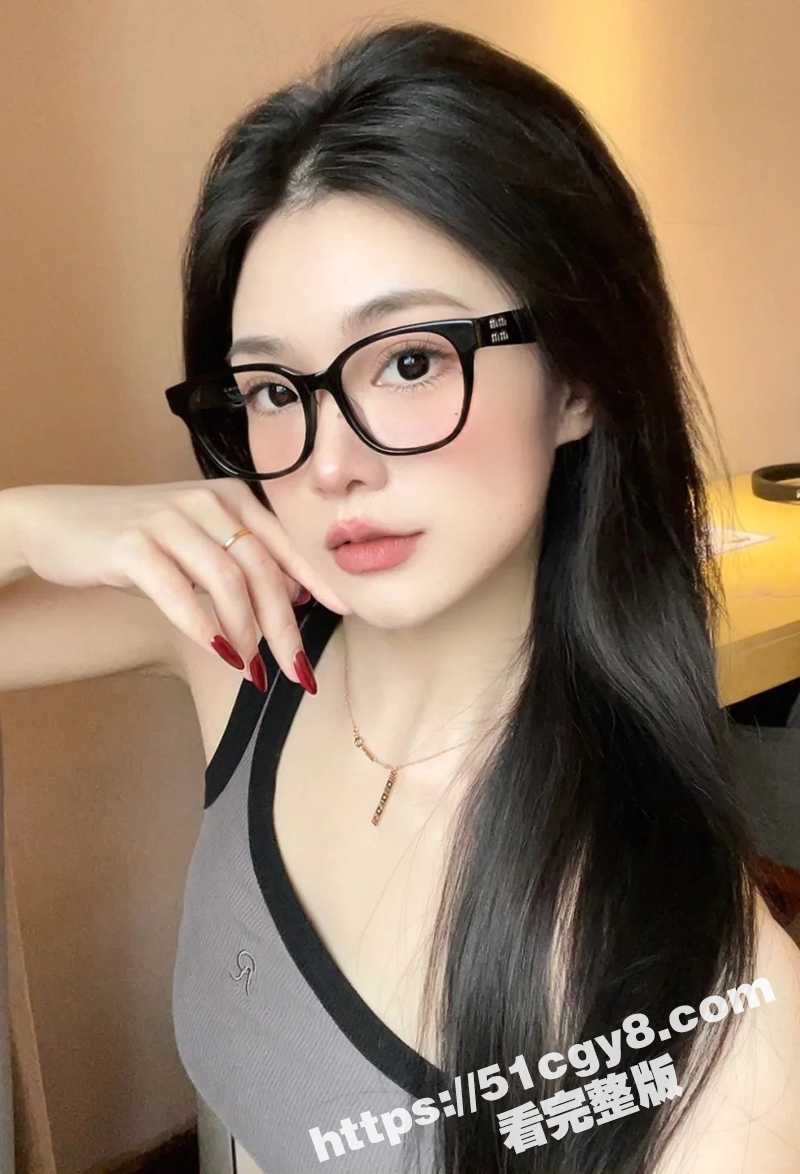 刘Real直播做爱- (5)