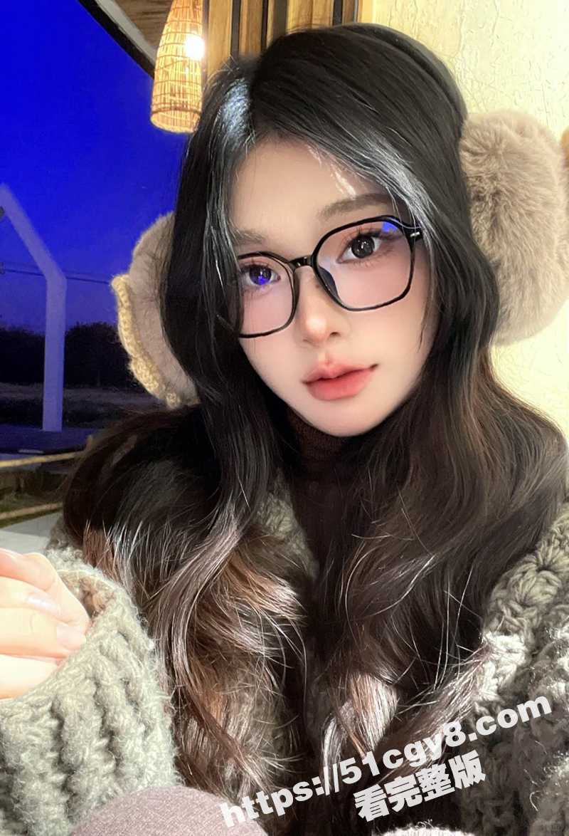 刘Real直播做爱- (9)