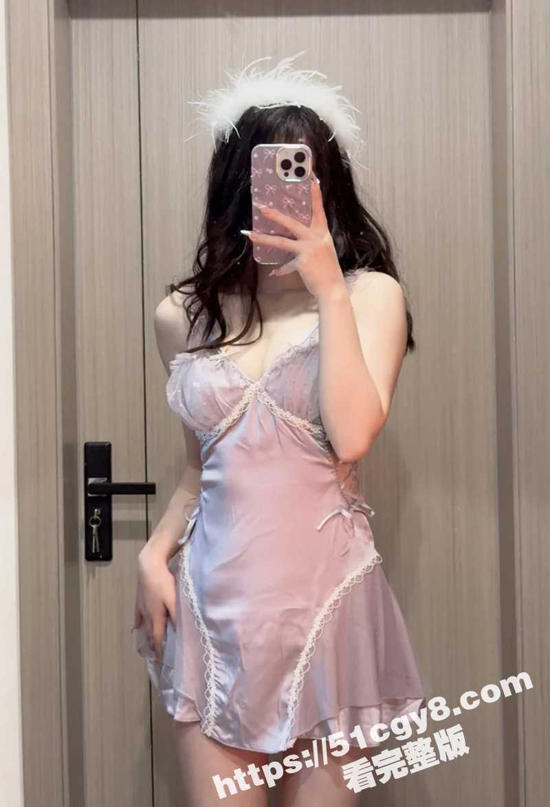 美团小哥送货竟遇骚女全裸勾引 拍下视频与同事们炫耀 这尼玛是美团的宣传片吧？又想骗咱去送外卖？