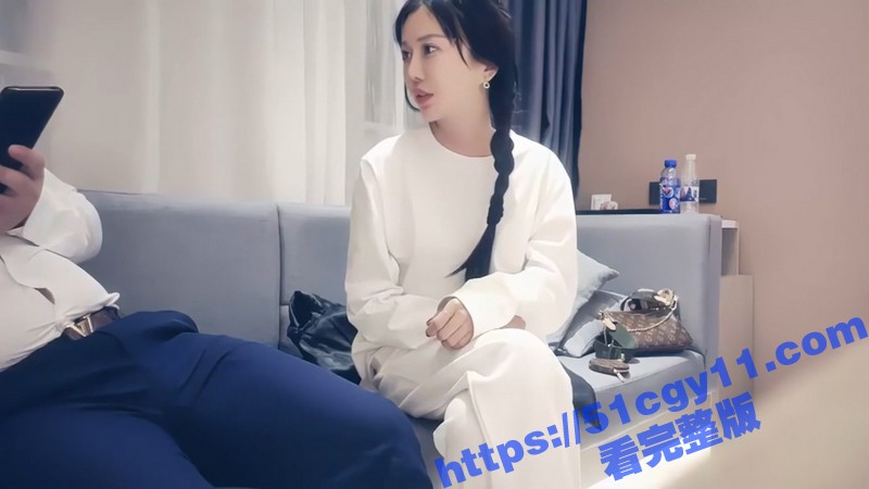 探花大神 赵总探花 约操辫子头女神 气质少妇深情吃鸡 女上位摇摆爽到飞起 浪叫连连！