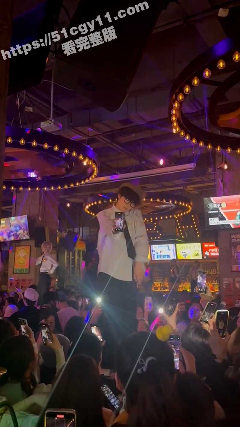 长沙春天酒吧男模骚舞-4