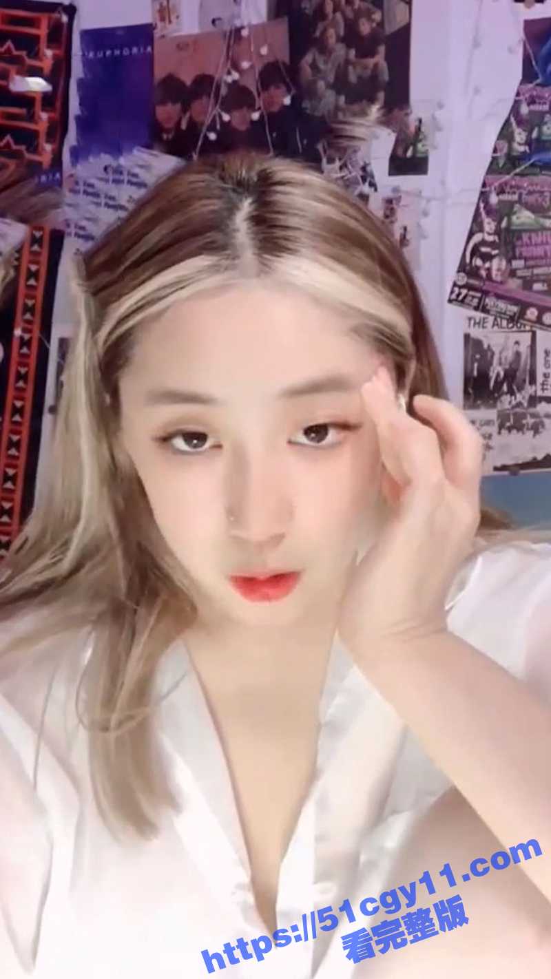 网红yumi粉丝付费房视频泄密-3