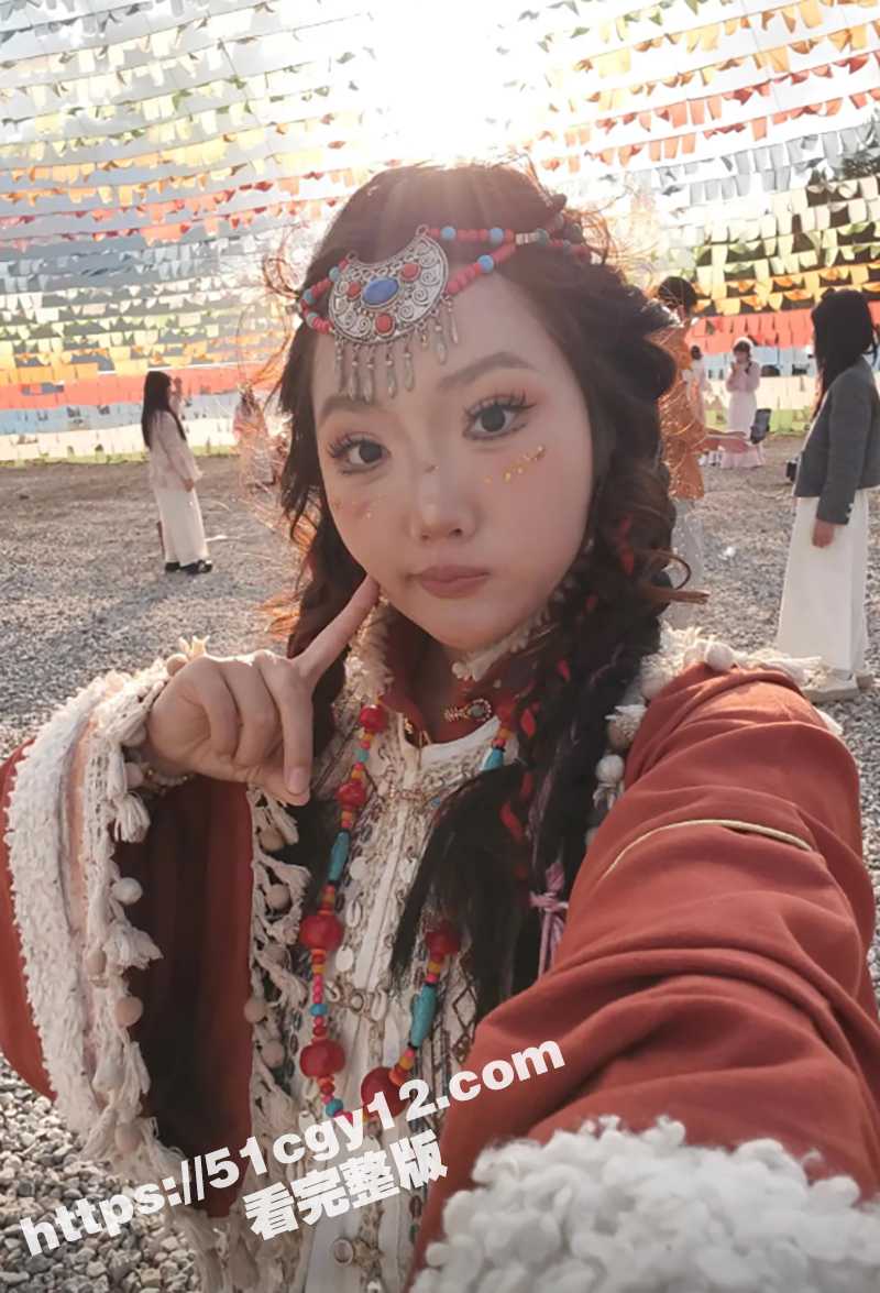 何一婷约炮视频 (2)