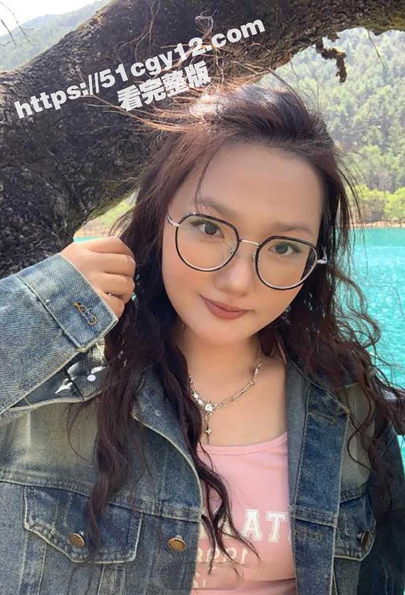 何一婷约炮视频 (7)