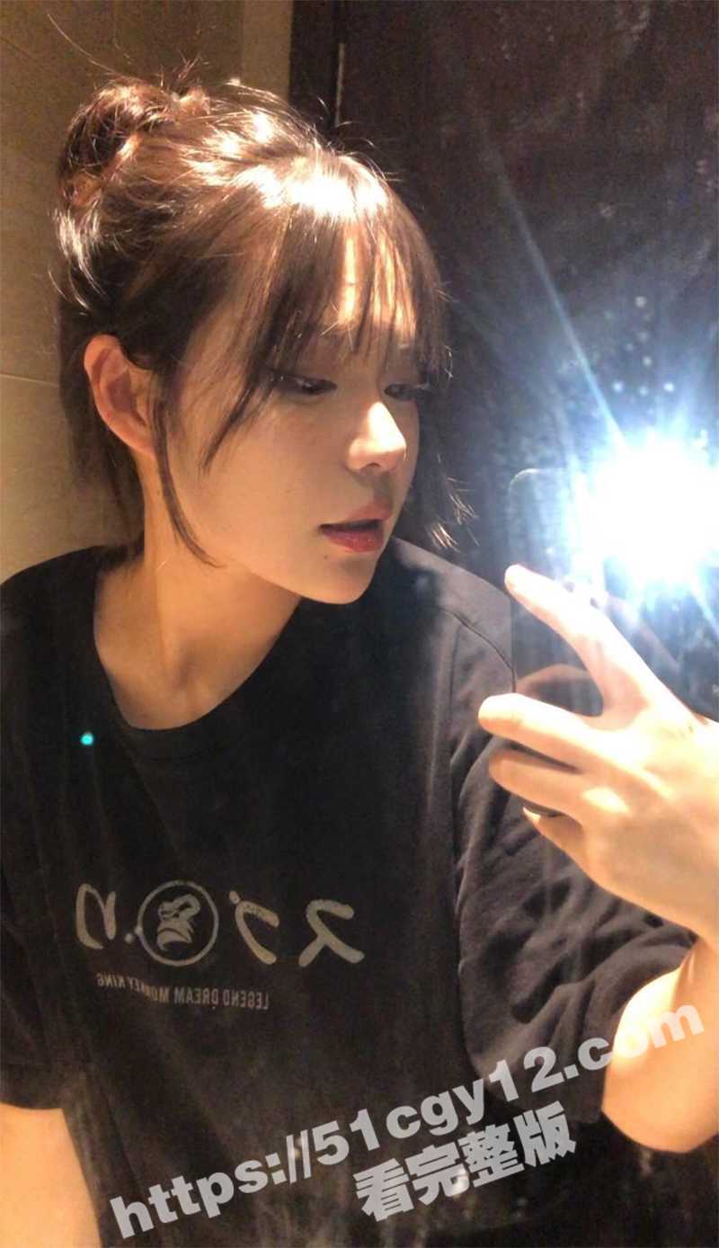 美女面试模特全裸自慰-4