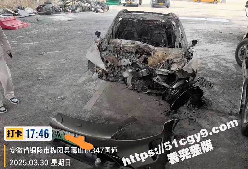 小米SU7竟成死亡飞车！安徽高速上失控撞击爆燃 车上三位女大学生当场烧死 现场视频曝光！
