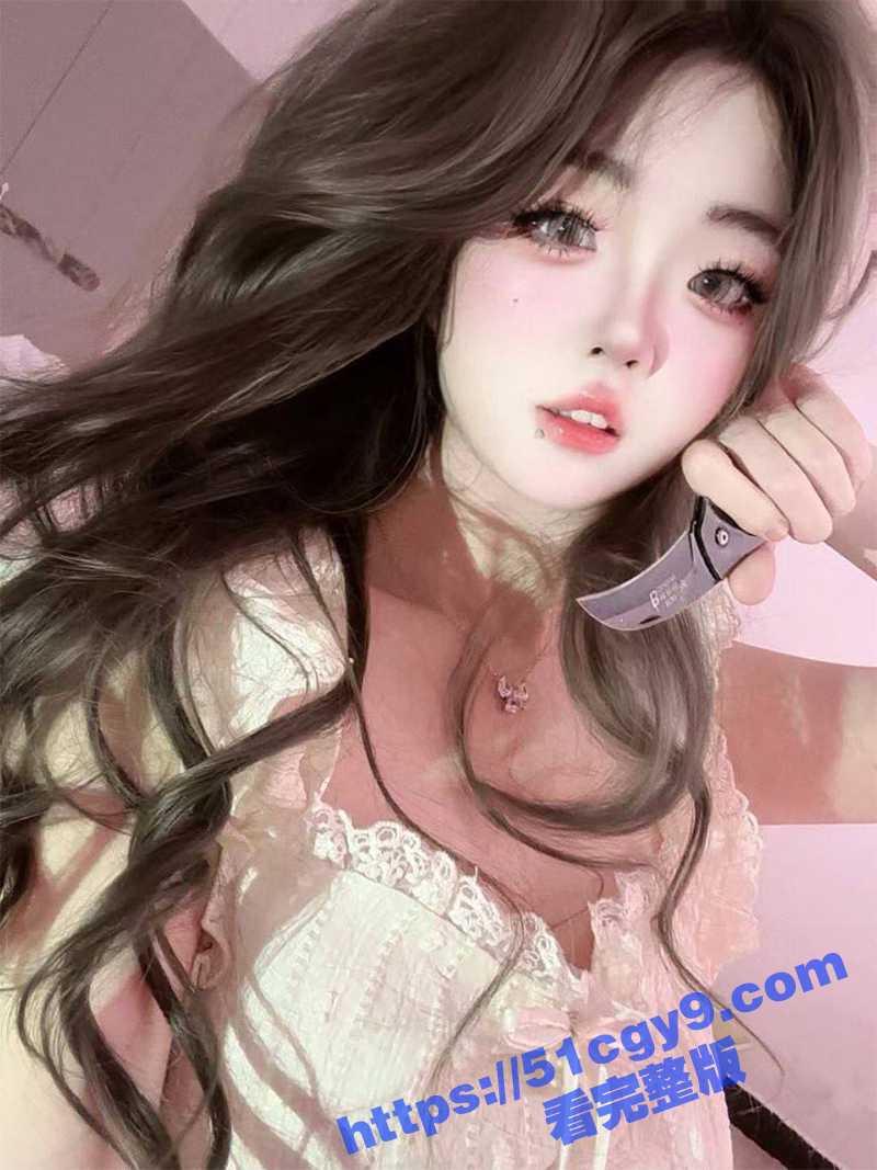 高颜值反差学妹自慰视频流出 蕾丝制服白丝诱惑 馒头骚穴敏感多汁！