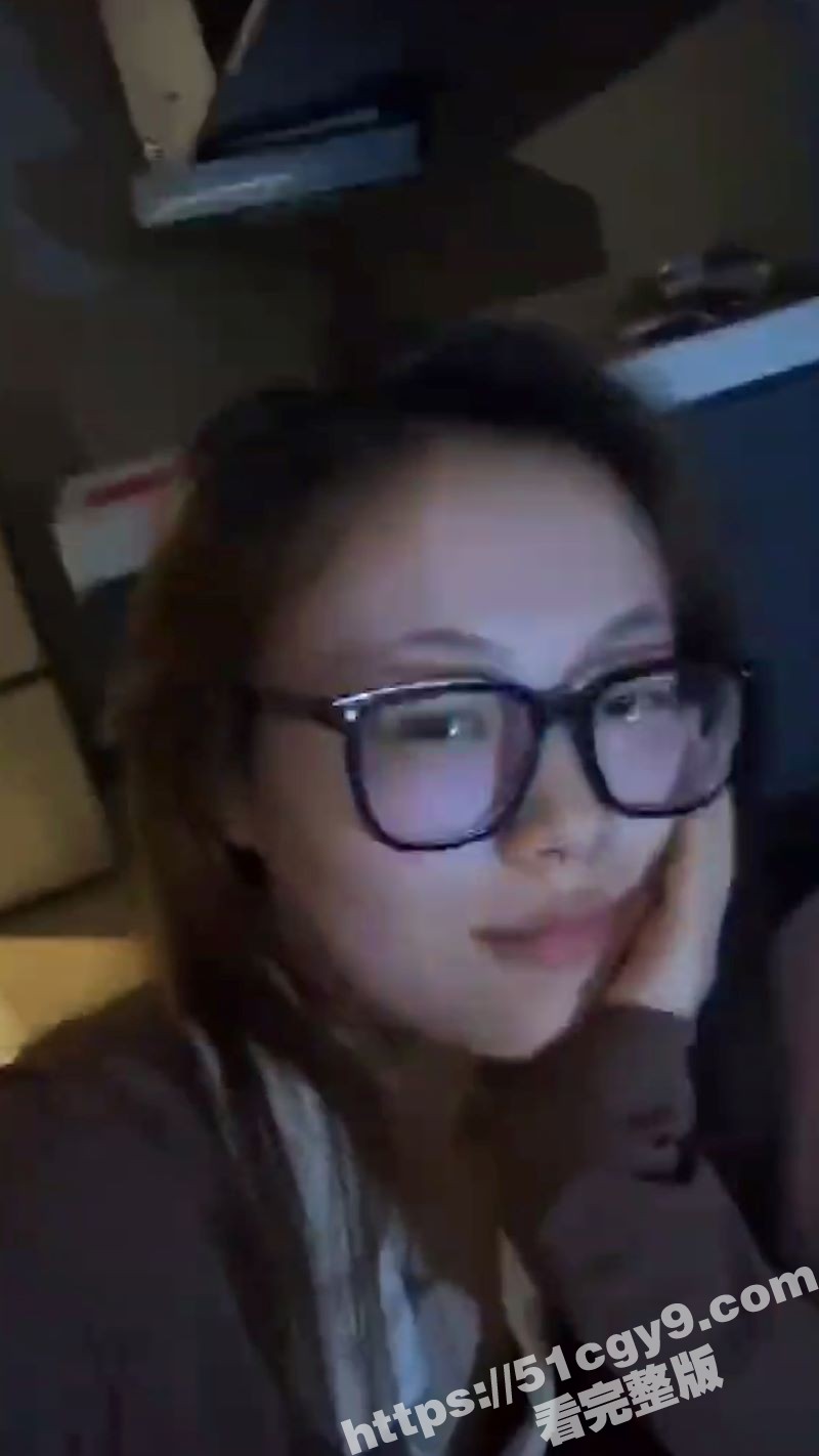 少妇直播做爱 (2)