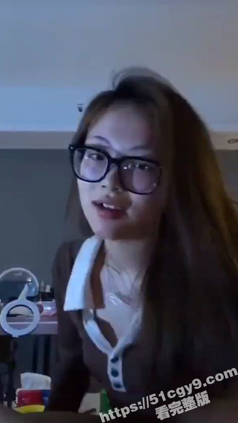 少妇直播做爱 (3)