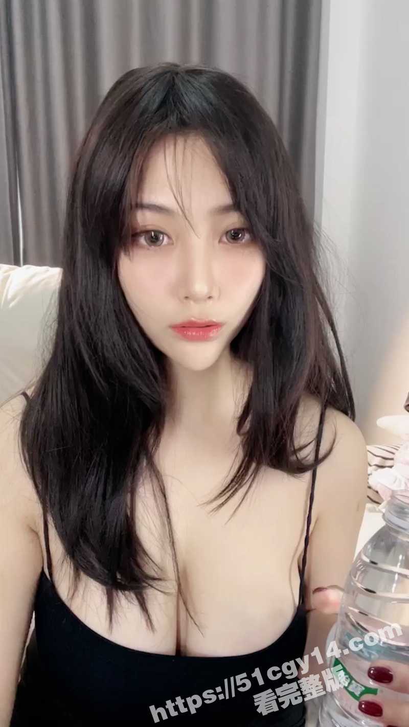 巨乳网黄名媛自慰高潮-5