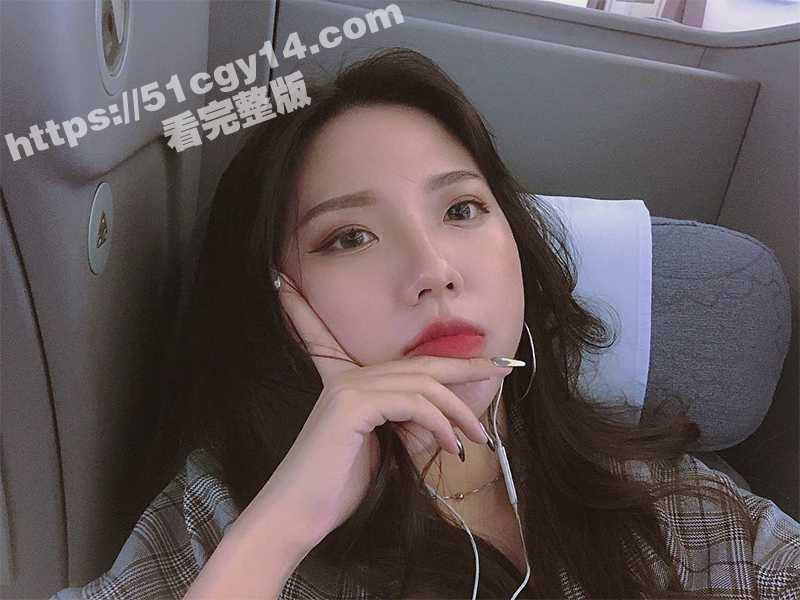 高颜值网红美甲师 奈奈 无毛嫩穴核弹巨乳 被大神哄骗酒店做美甲惨遭诱奸 太牲口了！