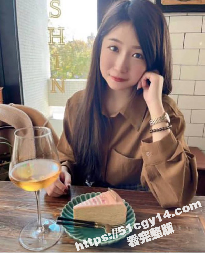 台湾纯欲网红 肉包大魔王 竟下海做起了网黄 可爱脸蛋配爆乳 这色情天赋挡也挡不住！