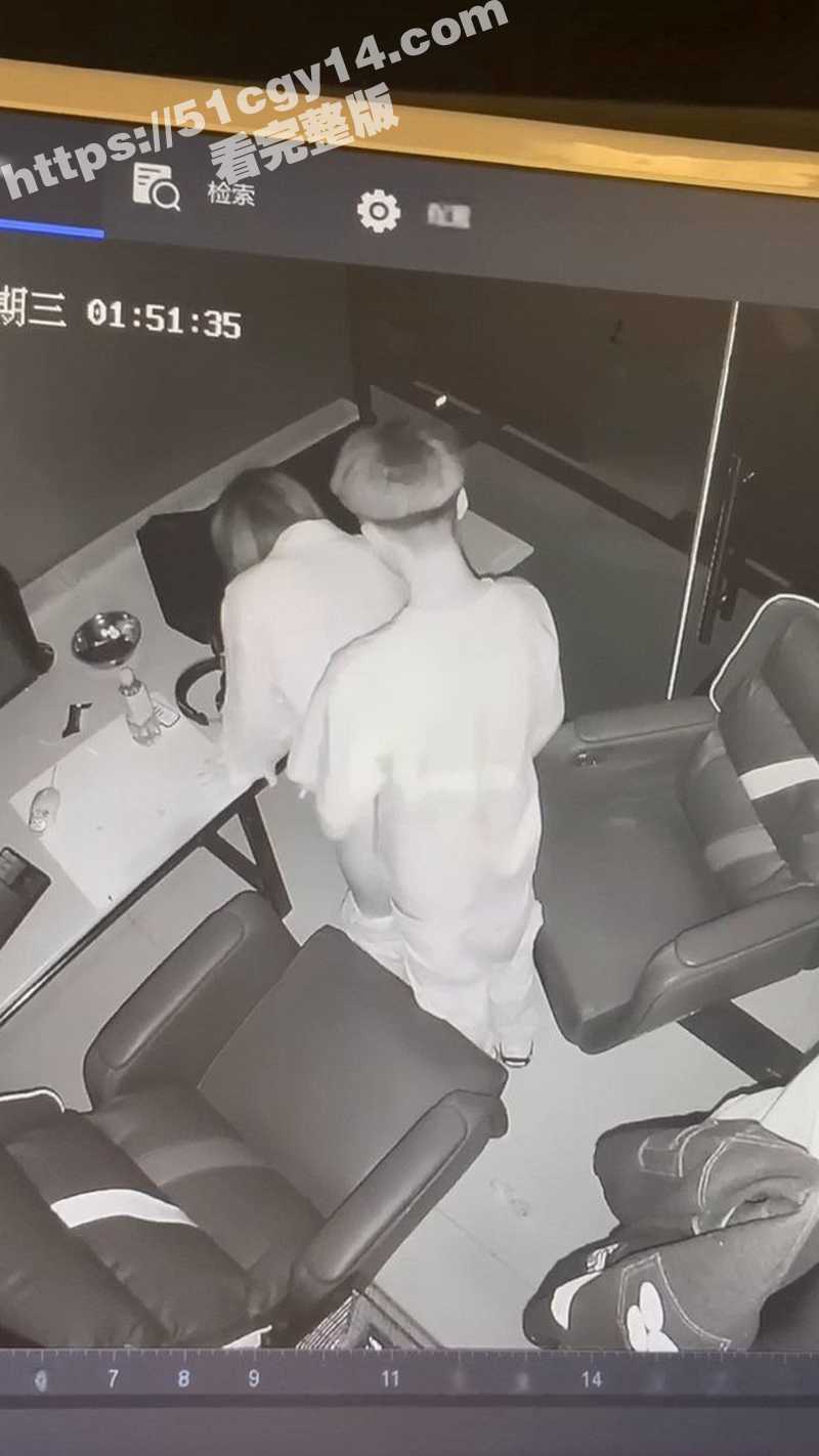 河北武安情侣网吧包厢做爱曝光-4