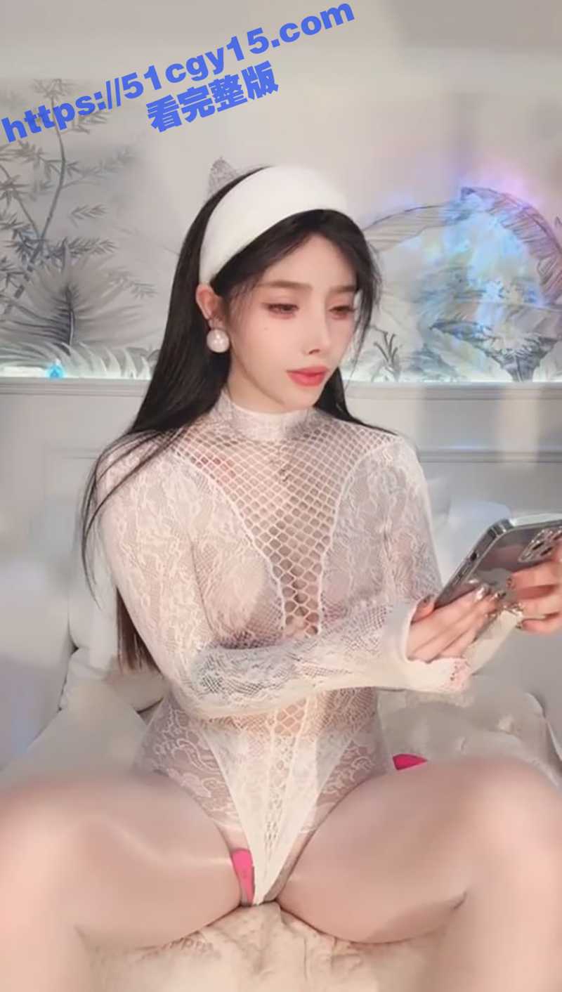 名媛气质极品女神 若汐 自慰大秀福利合集 极品嫩穴假屌自慰 白浆直流高潮喷水 如此神颜也算体验大佬的感觉了！