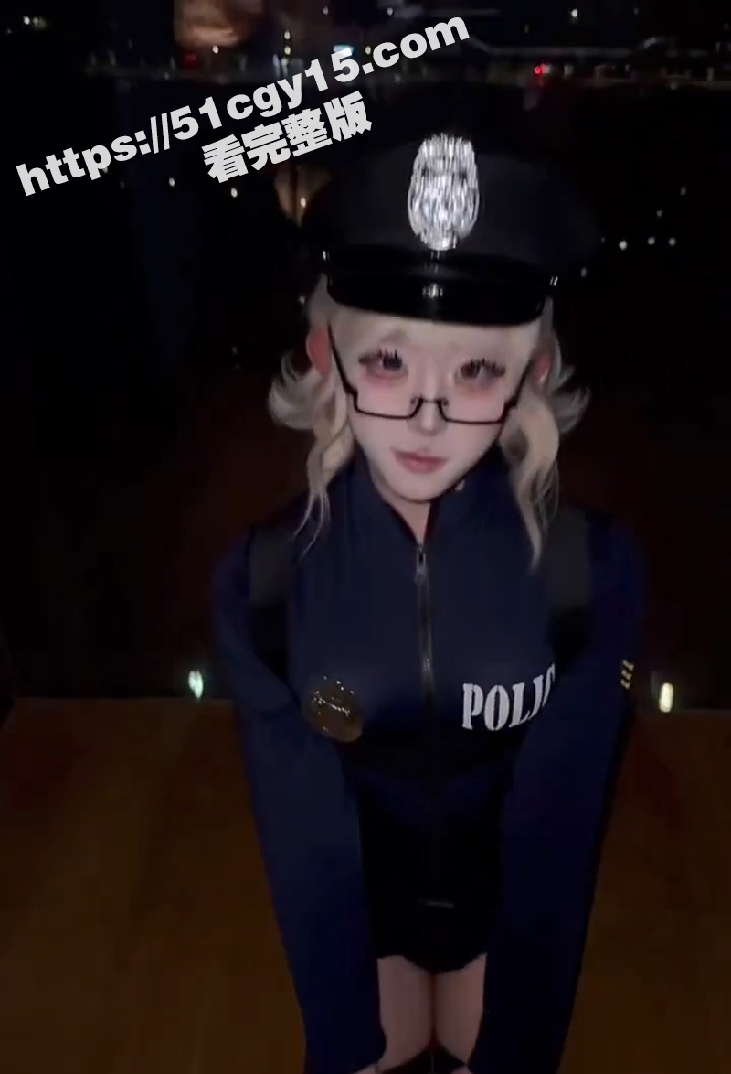 精神小妹COS视频 (3)