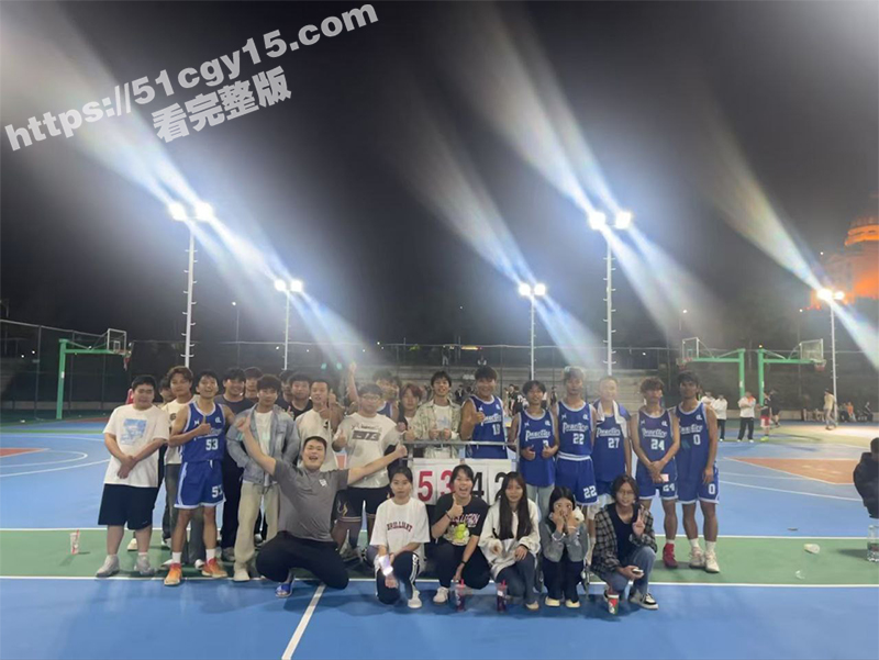 广西逆天种猪 精神小妹杀手100块就能拿下各类型嫩妹 操完还要拍身份证太畜生了！
