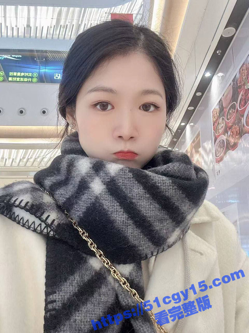杭州极品人妻 SOUL上发私密视频求裸聊安慰 三点粉嫩小穴紧致 这谁能看出来是结过婚的少妇？