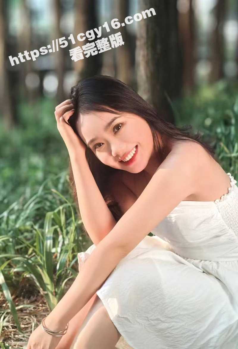 温州大学 吴馨彤 不雅视频流出 性感学姐变母狗 叼着内裤玩假屌 自慰高潮喷水不止 ！
