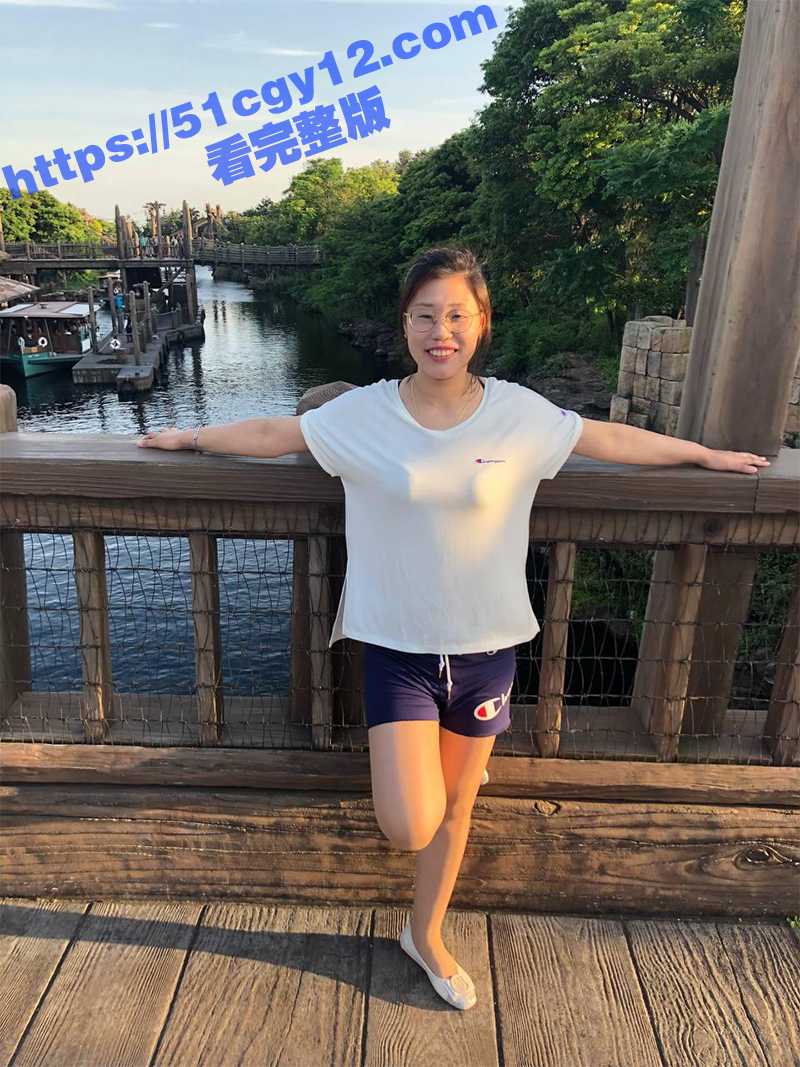 山东大奶少妇程程出轨后续-2