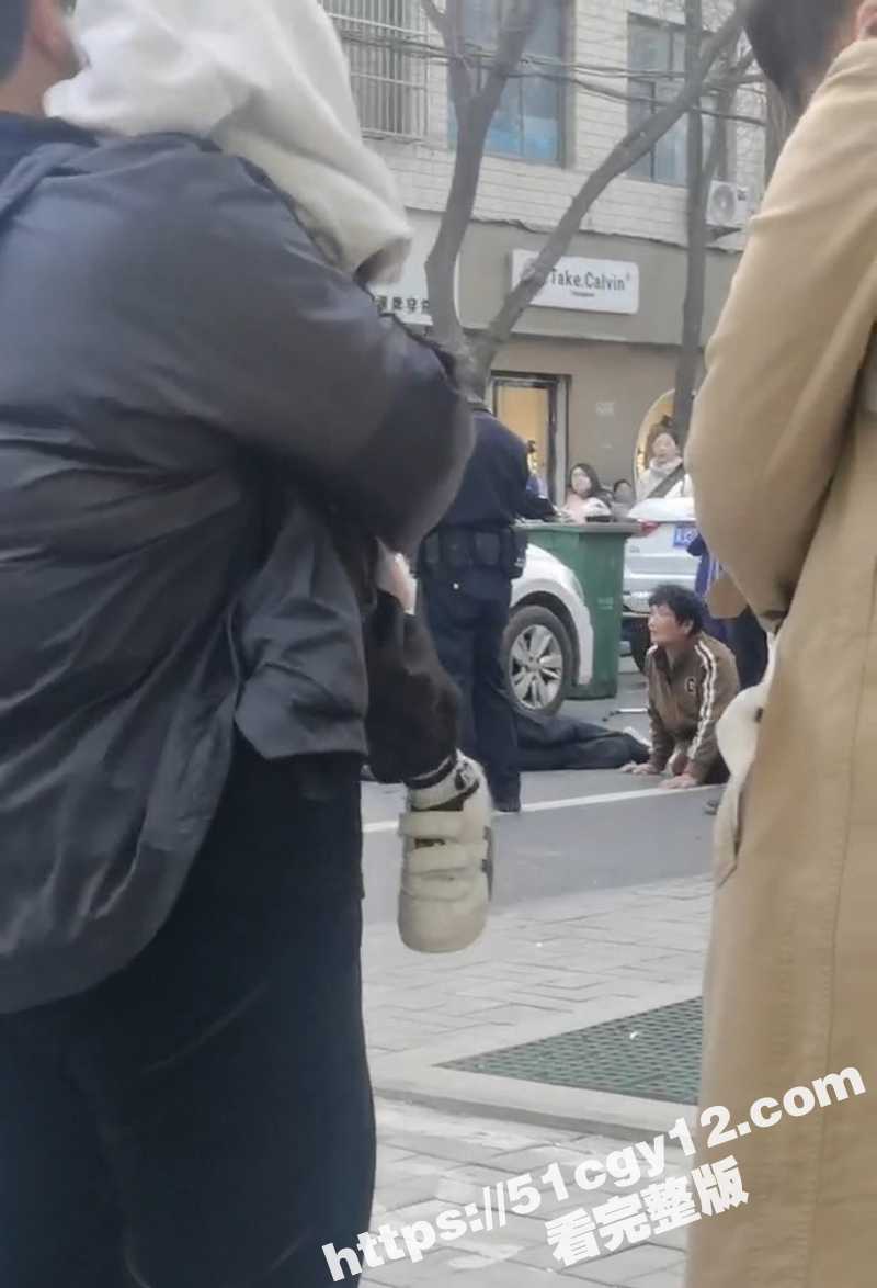 为小三殴打父母 (2)