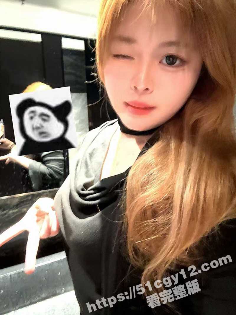 女大学生王佳翼宿舍被网调-2