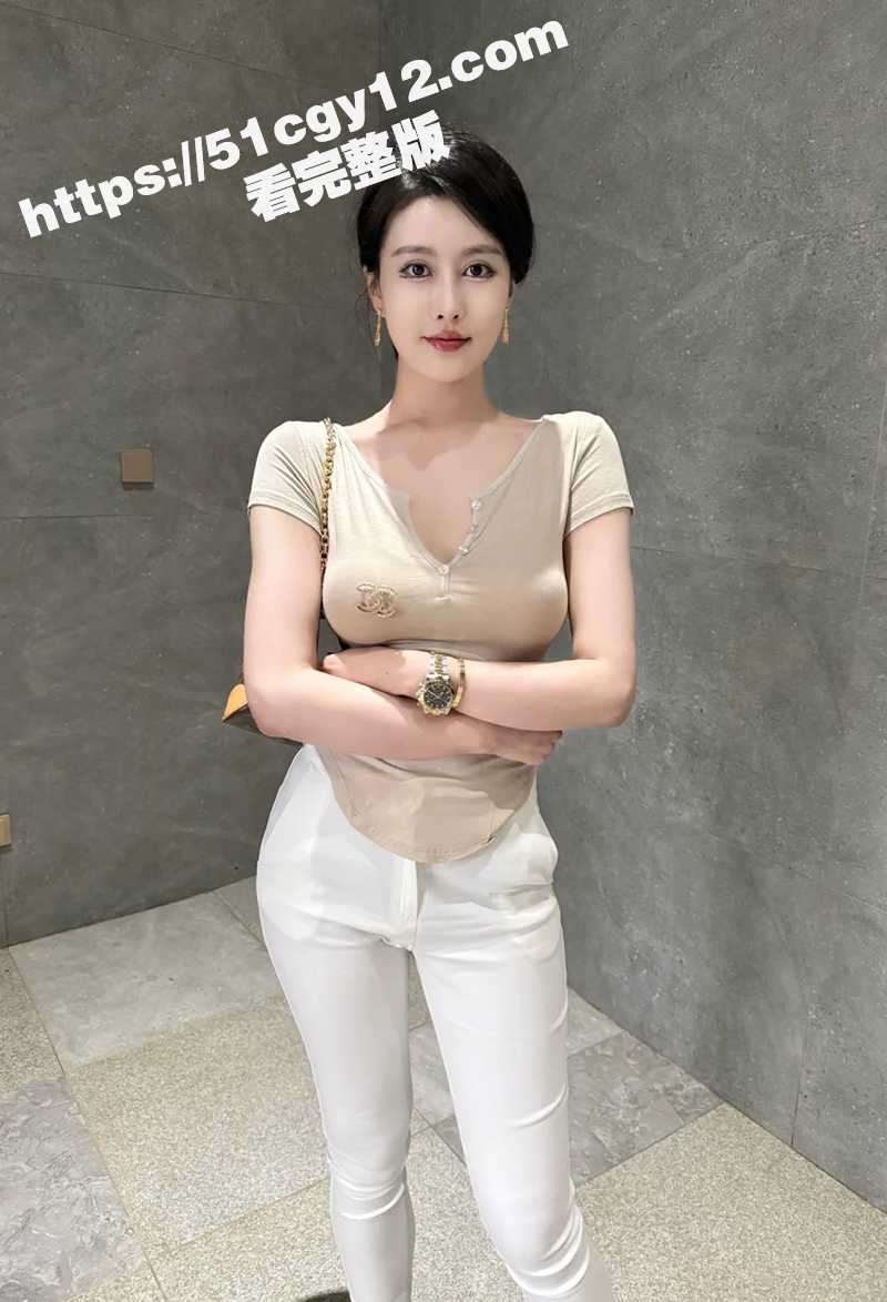 母子乱伦视频 (3)