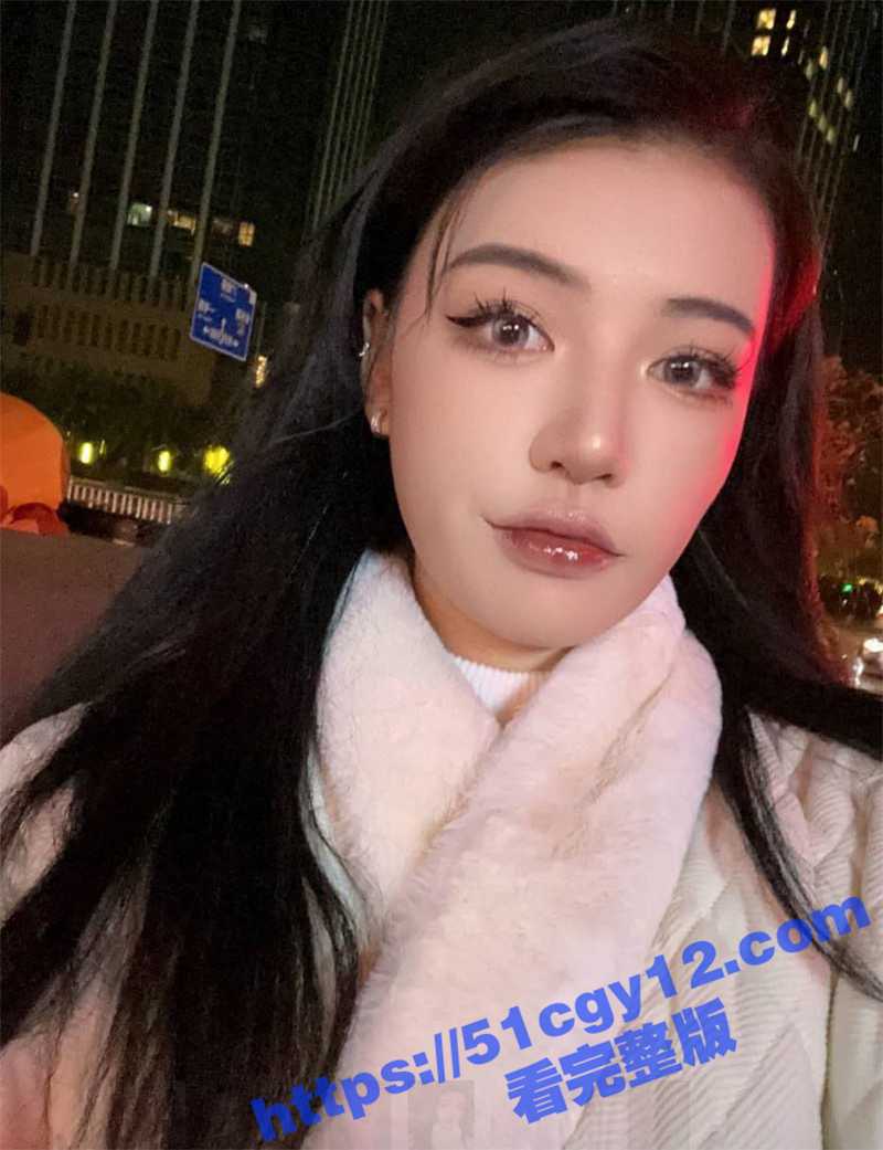 高颜值平面模特 陈丽 被PUA大神假装网络招聘套路 要求全裸展示身材 自慰时太投入竟不小心喷水啦！