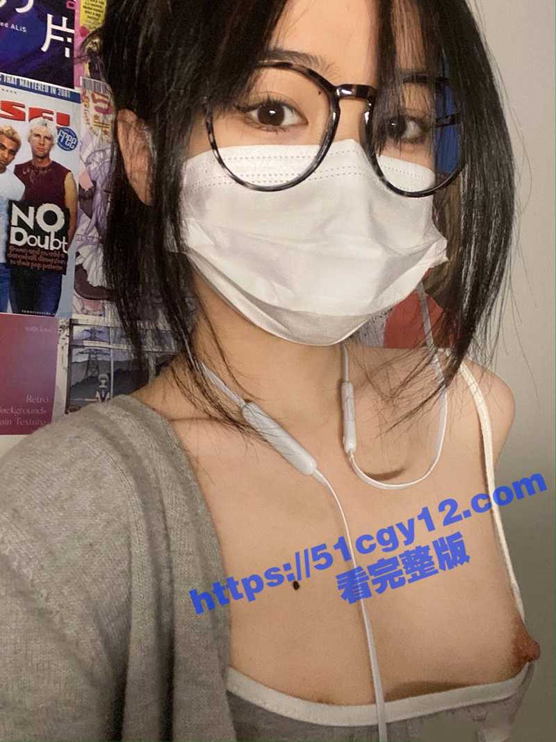 极品白虎一线天福利姬 三角圆 大尺度视频福利合集 男友视角展示丰满蜜桃臀 多汁蜜穴假屌自慰 爱液横流！