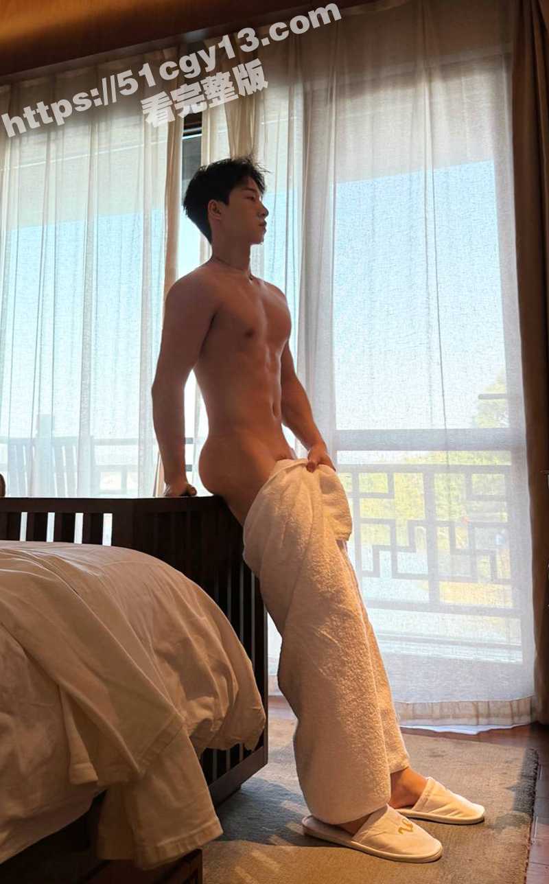 肌肉猛男爆操各种嫩模-5
