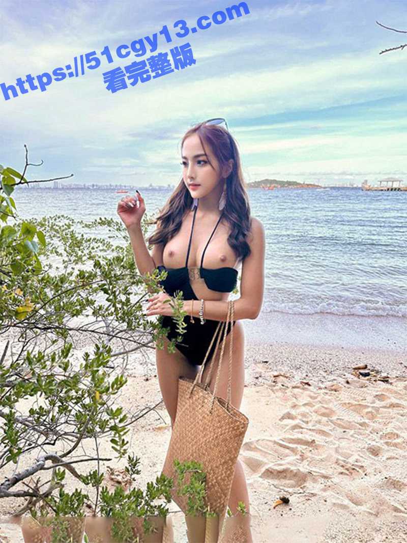 泰国OF御姐网红 siroccofans 核弹巨乳丰满翘臀极限1V2轮番榨精 骚逼都被操冒烟了！