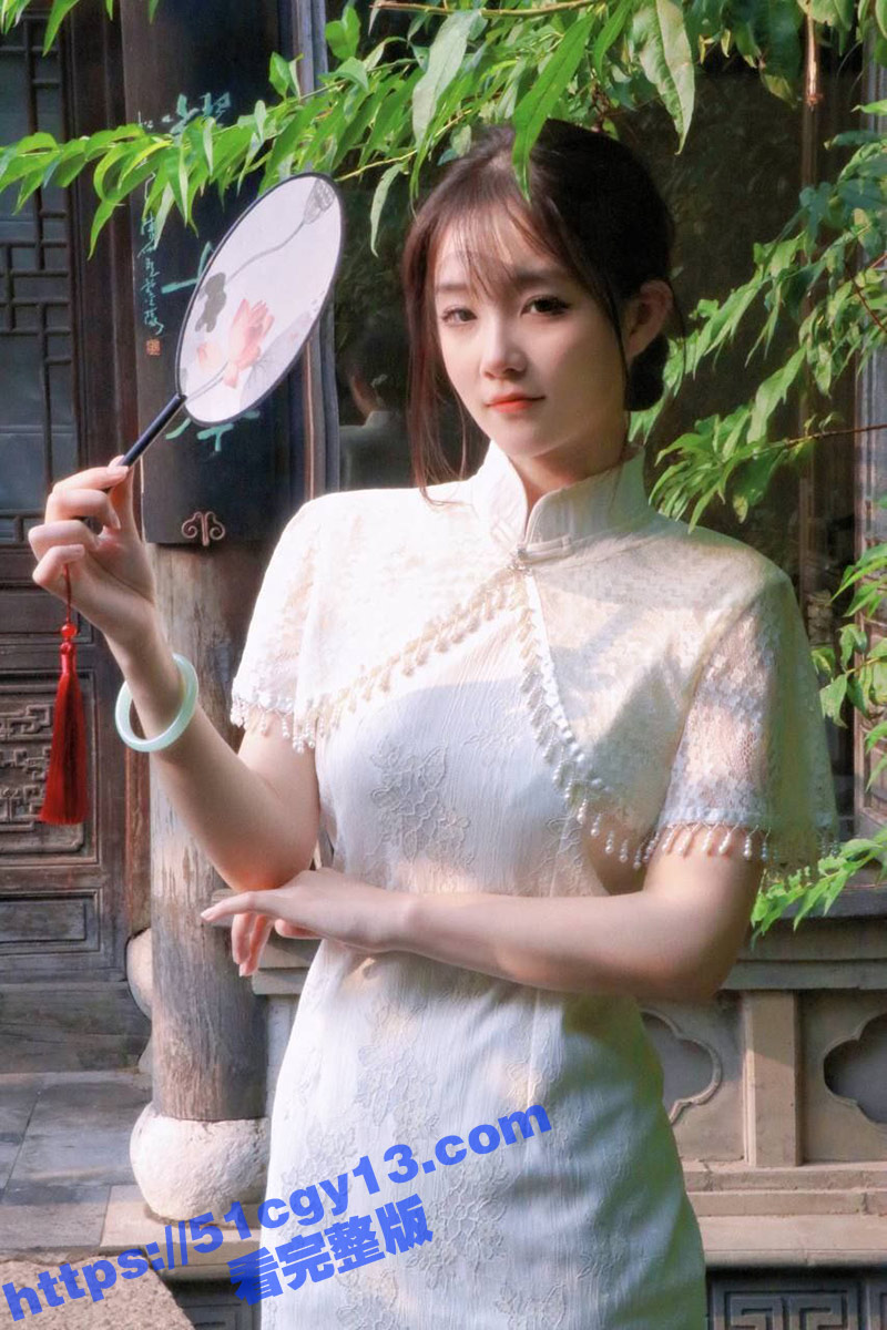 杭州极品尤物 吴雨萌 与炮友做爱视频流出 细狗疲软只能脖子种草莓 好逼被这废男糟蹋了！