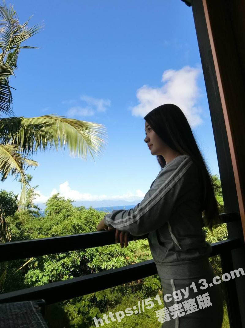 台湾酒店前台不雅视频曝光 主动让领导潜规则 奉献娇躯只为升职加薪 露脸骑乘淫荡不堪！