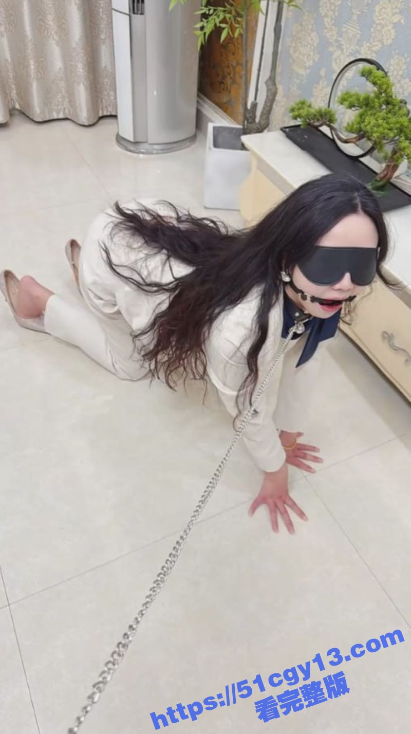 海角姐弟乱伦会喷水的亲姐姐 (3)