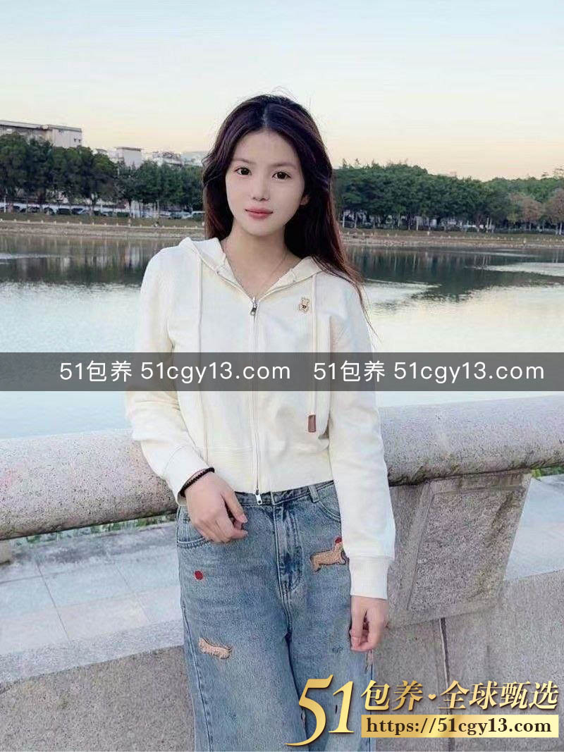 51包养 高端外围 | WSH041112 上海学生 100%处女包落红 质量保真 假一赔十