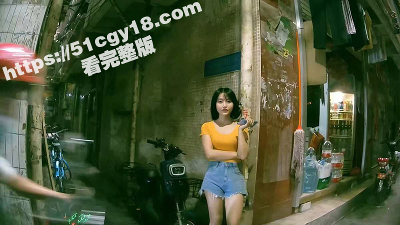 城中村再现美女花魁 颜值耐打气质绝佳 丝毫不输高端外围 200块10分种全套服务 瓜友偷拍做爱视频供大家欣赏！