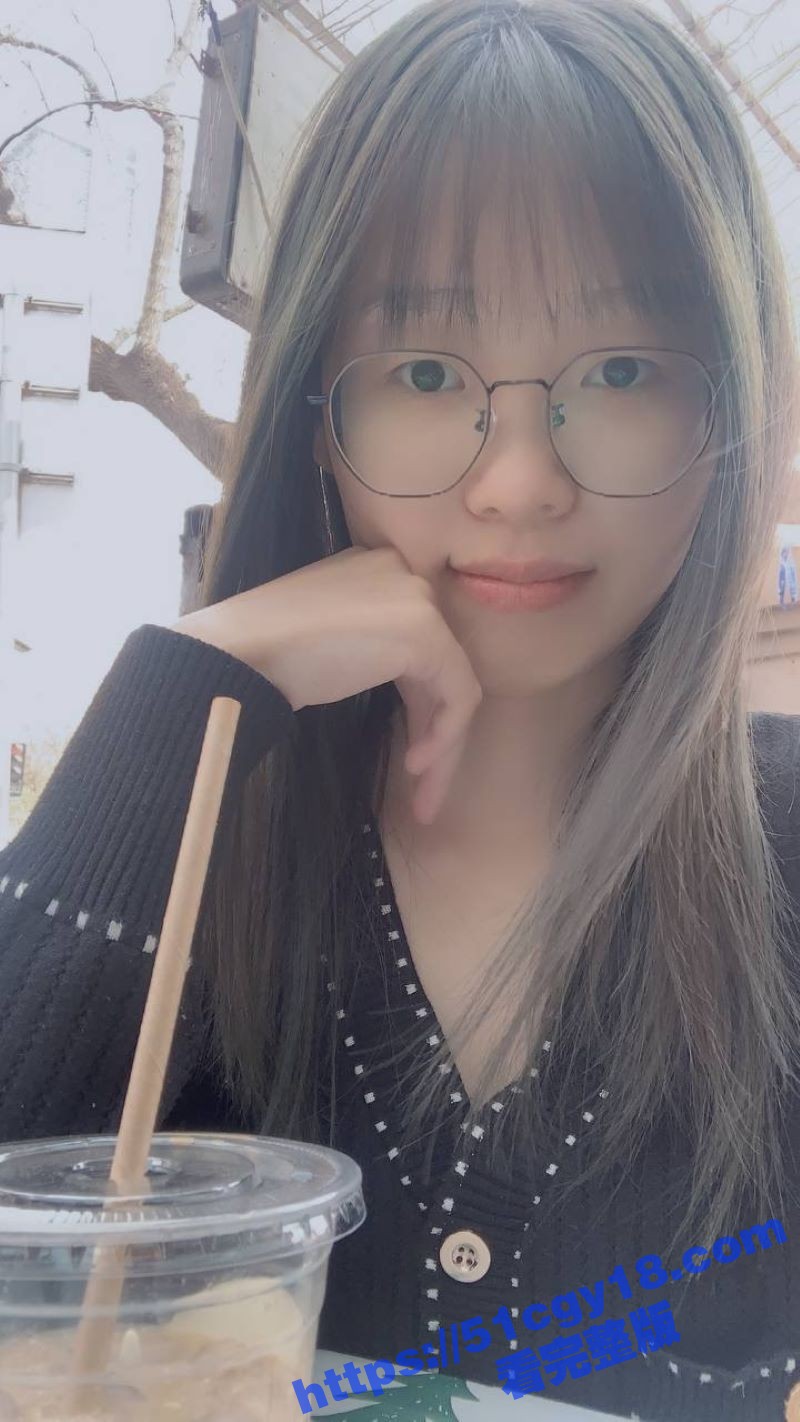 青岛科技大学学霸 刘亚娟 私密视频流出 露脸狂秀娴熟口技 抓着大奶无套爆操 骚叫连连淫荡到炸！