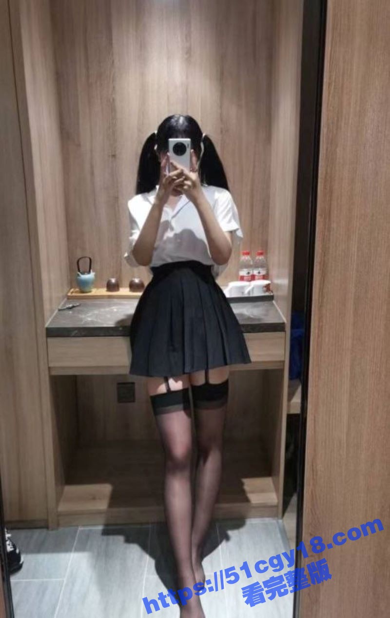 1 (2)