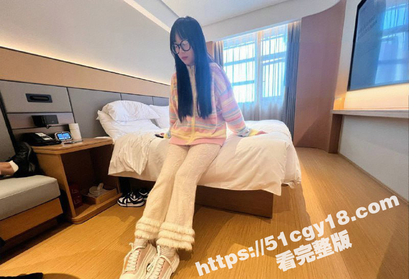 酥小强恋足视频 (2) 拷贝