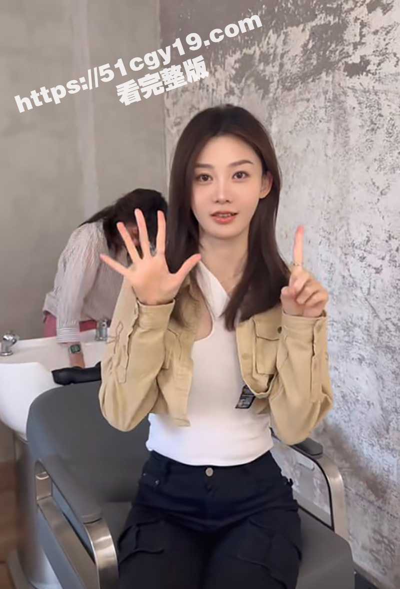 小羽裸聊视频 (2)