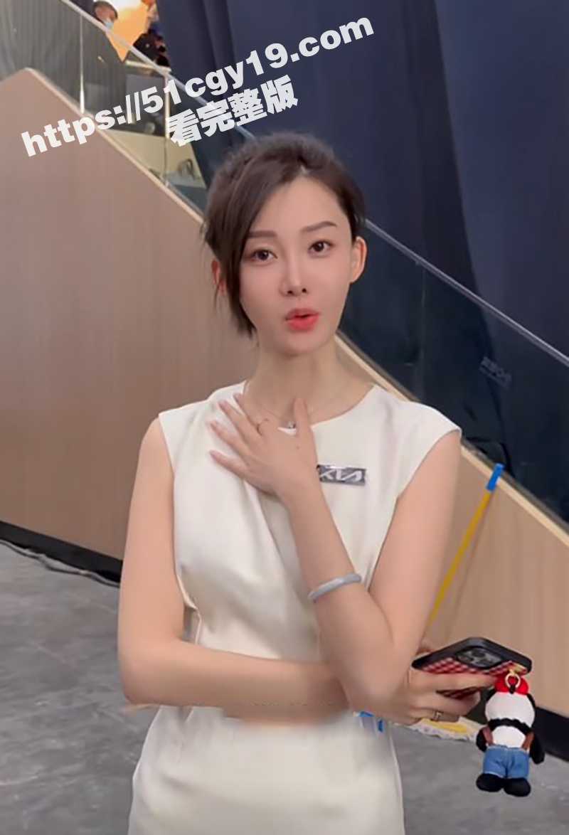 小羽裸聊视频 (1)
