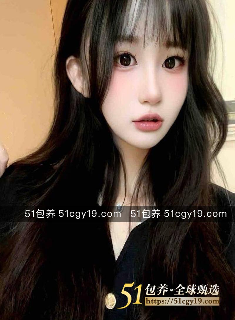 51包养 高端外围 | W2WH042702 武汉纯兼职在校学生妹妹 性格好 皮肤雪白 质量保真 假一罚十