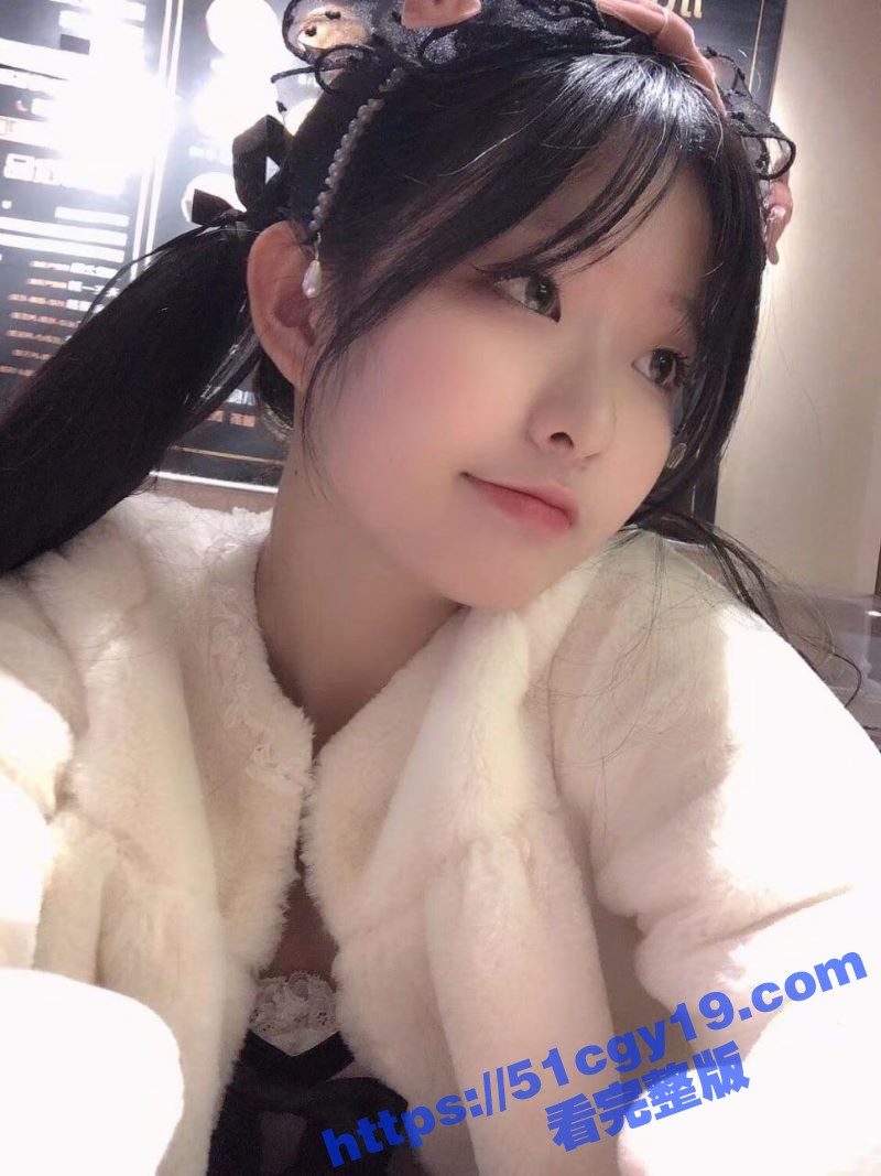 1 (2)