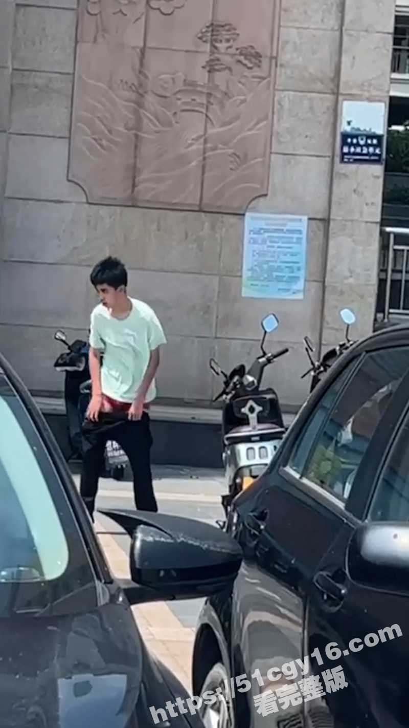 海丰变态男操电动车-6
