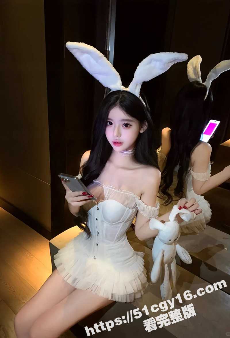 少女自慰视频 (3)
