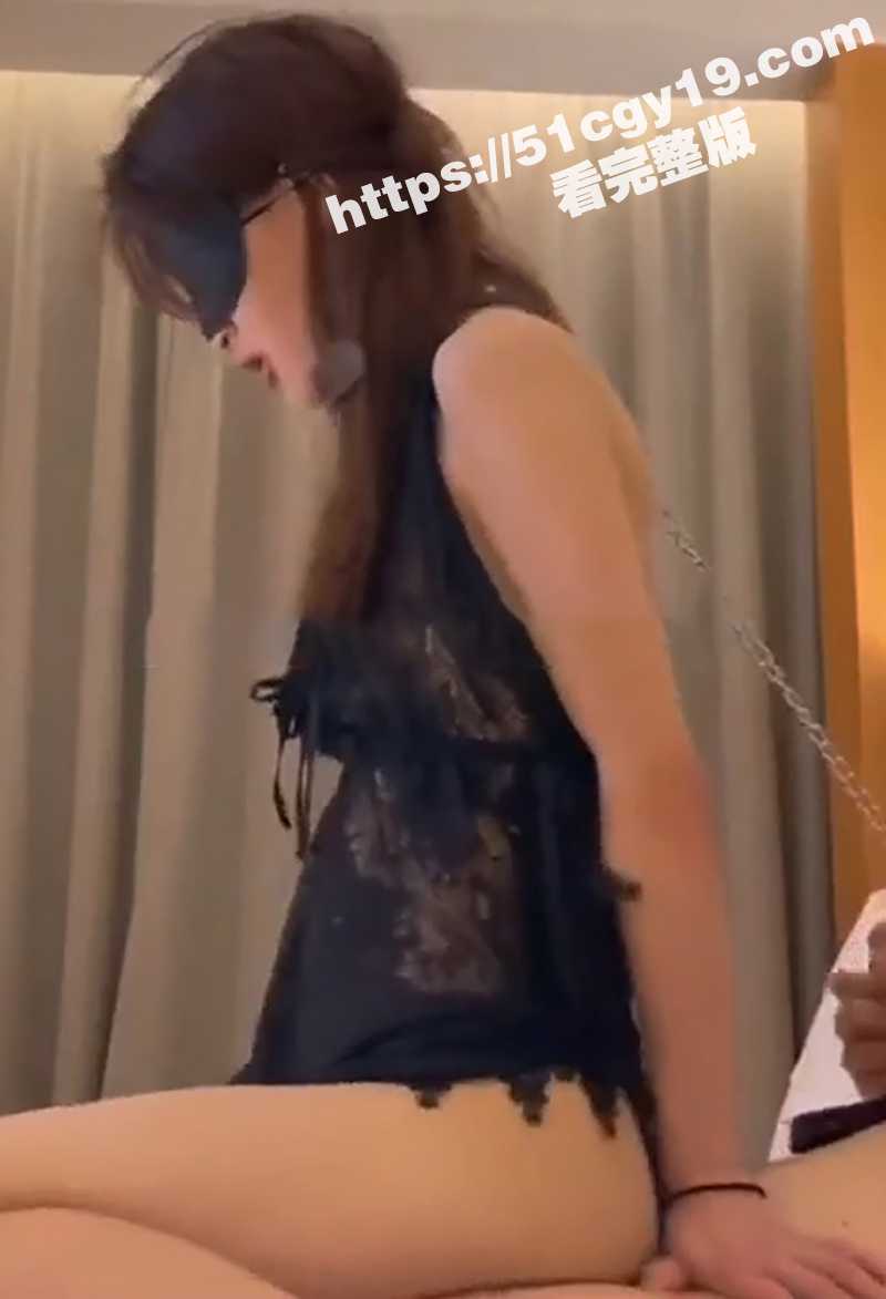 白富美做爱视频 (4)