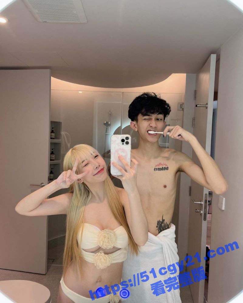 1 (2)