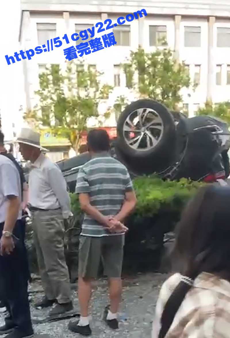 滕州特大交通事故 (5)